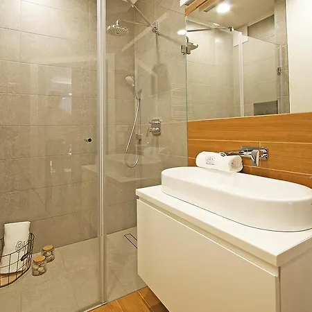 Irs Royal Apartments Apartamenty Irs Neptun Park * Gdansk