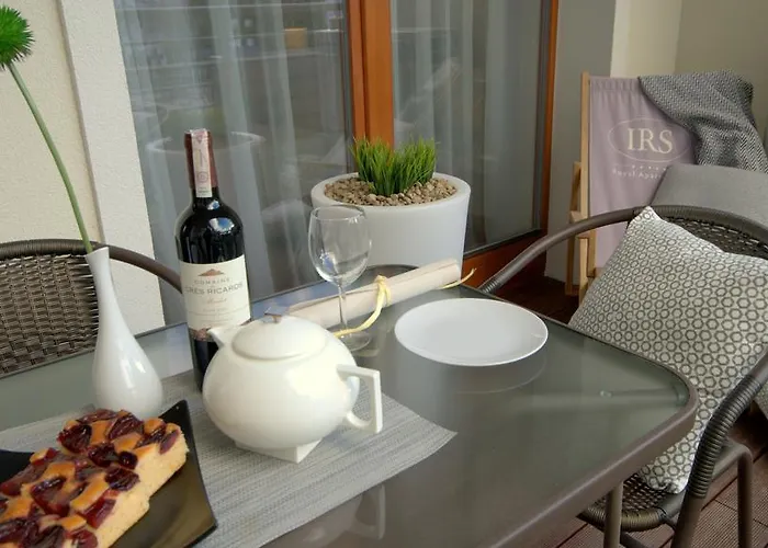 Irs Royal Apartments Apartamenty Irs Neptun Park Apartman