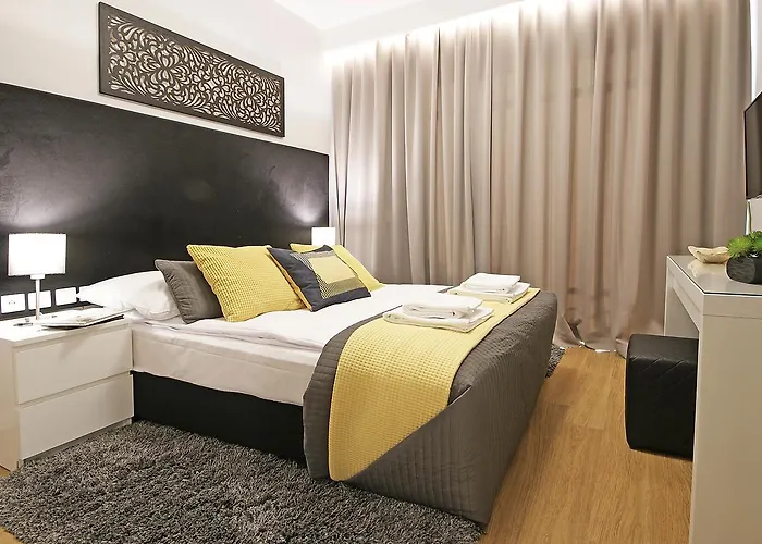 Irs Royal Apartments Apartamenty Irs Neptun Park Apartman *
